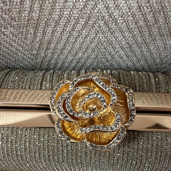 Evening Clutch Gold With Chain - Picture 3 of 9